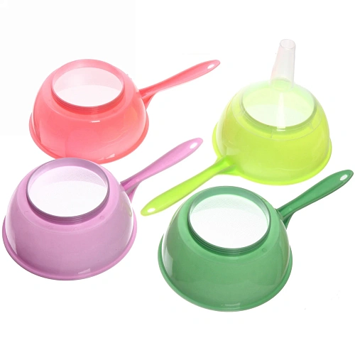 Воронка пластиковая с ситом 15см _6